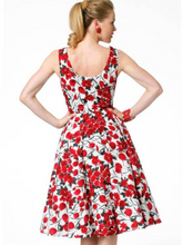 Load image into Gallery viewer, 1960's Reproduction Sewing Pattern: Butterick B5748