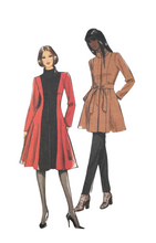 Load image into Gallery viewer, 2013 Sewing Pattern: Butterick B5966