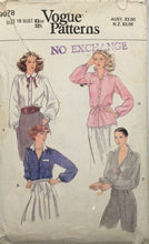 Load image into Gallery viewer, 1970's Vintages Sewing Pattern: Vogue 9978