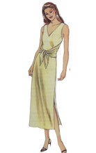 Load image into Gallery viewer, 2000's Sewing Pattern: Kwik Sew 3225