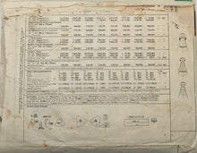 Load image into Gallery viewer, 1974 Vintage Sewing Pattern: McCalls 4381