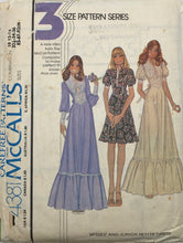Load image into Gallery viewer, 1974 Vintage Sewing Pattern: McCalls 4381