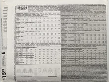 Load image into Gallery viewer, 2004 Sewing Pattern: McCalls M4391