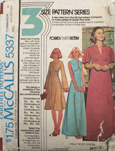 Load image into Gallery viewer, 1976 Vintage Sewing Pattern: McCalls 5337