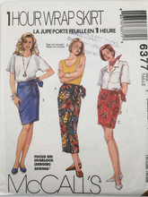 Load image into Gallery viewer, 1993 Vintage Sewing Pattern: McCalls 6377