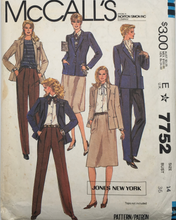 Load image into Gallery viewer, 1981 Vintage Sewing Pattern: McCalls 7752