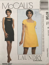 Load image into Gallery viewer, 1997 Vintage Sewing Pattern: McCalls 8738