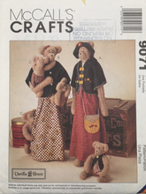 Load image into Gallery viewer, 1997 Vintage Sewing Pattern: McCalls 9071