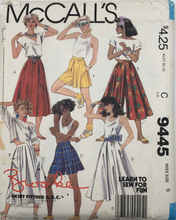Load image into Gallery viewer, 1985 Vintage Sewing Pattern: McCalls 9445