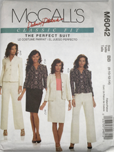 Load image into Gallery viewer, 2010  Sewing Pattern: McCalls M6042
