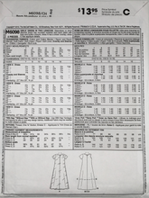 Load image into Gallery viewer, 2010  Sewing Pattern: McCalls M6098
