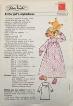 Load image into Gallery viewer, 1977 Vintage Sewing Pattern: Silver Needles Pattern 5