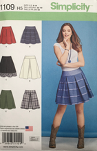 Load image into Gallery viewer, 2015 Sewing Pattern: Simplicity 1109