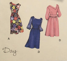 Load image into Gallery viewer, 2011 Sewing Pattern: Simplicity 2180