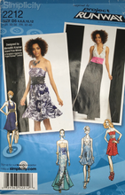 Load image into Gallery viewer, 2011 Sewing Pattern: Simplicity 2212