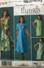 Load image into Gallery viewer, 2008 Sewing Pattern: Simplicity 2926