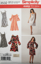 Load image into Gallery viewer, 2007 Sewing Pattern: Simplicity 3532