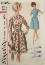 Load image into Gallery viewer, 1960’s Vintage Sewing Pattern: Simplicity  5051