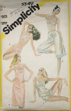 Load image into Gallery viewer, 1982 Vintage Sewing Pattern: Simplicity 5549