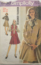 Load image into Gallery viewer, 1973 Vintage Sewing Pattern: Simplicity 5730