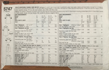 Load image into Gallery viewer, 1984  Vintage Sewing Pattern: Simplicity 5747