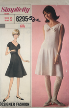 Load image into Gallery viewer, 1965 Vintage Sewing Pattern: Simplicity 6295