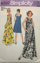 Load image into Gallery viewer, 1974 Vintage Sewing Pattern: Simplicity 6397