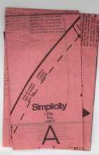 Load image into Gallery viewer, 1974 Vintage Sewing Pattern: Simplicity 6496
