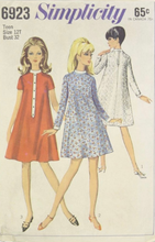 Load image into Gallery viewer, 1967 Vintage Sewing Pattern: Simplicity 6923