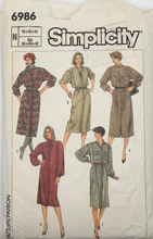 Load image into Gallery viewer, 1985 Vintage Sewing Pattern: Simplicity 6986