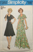 Load image into Gallery viewer, 1979 Vintage Sewing Pattern: Simplicity 7382