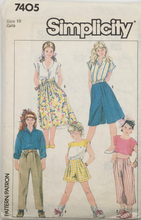 Load image into Gallery viewer, 1986 Vintage Sewing Pattern: Simplicity 7405