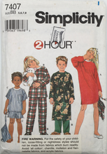 Load image into Gallery viewer, 1996 Vintage Sewing Pattern: Simplicity 7407