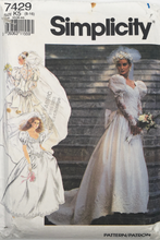 Load image into Gallery viewer, 1996 Vintage Sewing Pattern: Simplicity  7429