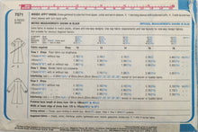 Load image into Gallery viewer, 1978 Vintage Sewing Pattern: Simplicity 7571