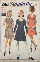 Load image into Gallery viewer, 1968 Vintage Sewing Pattern: Simplicity 7852