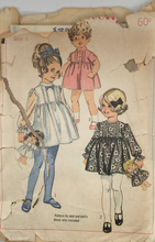 Load image into Gallery viewer, 1968 Vintage Sewing Pattern: Simplicity 7967