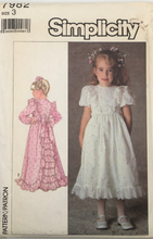 Load image into Gallery viewer, 1987 Vintage Sewing Pattern: Simplicity 7982