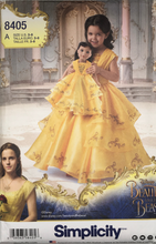 Load image into Gallery viewer, 2017 Sewing Pattern: Simplicity 8405