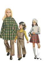 Load image into Gallery viewer, 1969 Vintage Sewing Pattern: Simplicity 8424