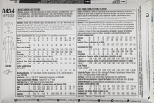 Load image into Gallery viewer, 2017 Sewing Pattern: Simplicity 8434