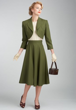 Load image into Gallery viewer, 1940's Reproduction Sewing Pattern: Simplicity 8462