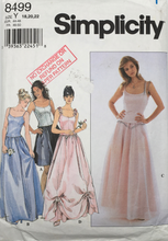 Load image into Gallery viewer, 1990’s Vintage Sewing Pattern: Simplicity 8499