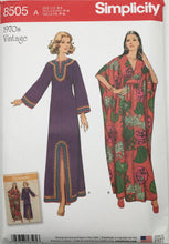 Load image into Gallery viewer, 1970’s Reproduction Vintage Sewing Pattern: Simplicity 8505