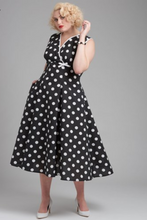 Load image into Gallery viewer, 1950’s Reproduction Sewing Pattern: Simplicity 8592
