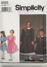 Load image into Gallery viewer, 1993 Vintage Sewing Pattern: Simplicity 8688