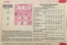 Load image into Gallery viewer, 1970 Vintage Sewing Pattern: Simplicity 8698