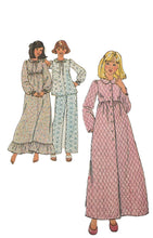 Load image into Gallery viewer, 1979 Vintage Sewing Pattern: Simplicity 8765
