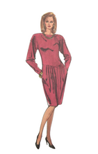 Load image into Gallery viewer, 1988 Vintage Sewing Pattern: Simplicity 8908