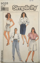 Load image into Gallery viewer, 1989 Vintage Sewing Pattern: Simplicity 9028
